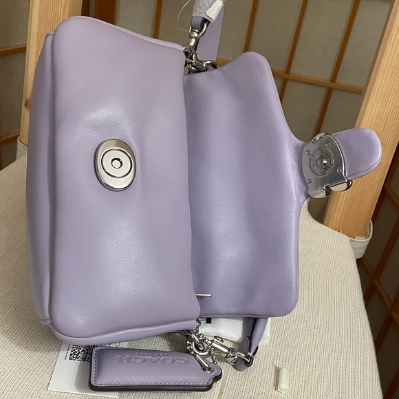Coach Pillow Tabby 20 in Soft Purple NWT - Picture 10 of 17